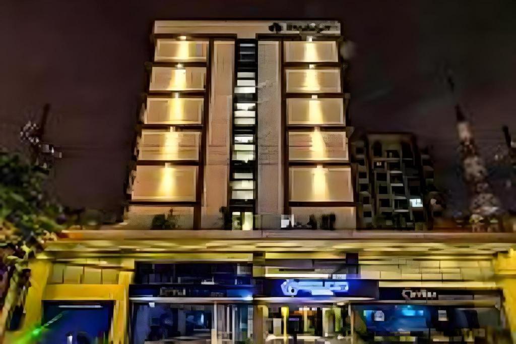 Sequoia Hotel Quezon City Exterior photo