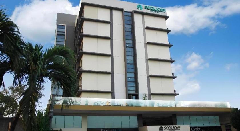Sequoia Hotel Quezon City Exterior photo