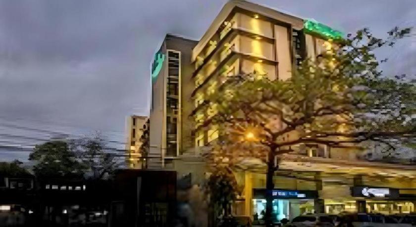 Sequoia Hotel Quezon City Exterior photo